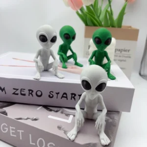3D Printed Fantasy Alien Statues, Interesting Space Decorations, and Fun Designs Suitable for Indoor/outdoor Decoration