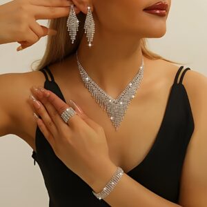 Exquisite Necklace, Earrings, and Bracelet Set with Sparkling Bridal Jewelry for Wedding Banquet Party Gift