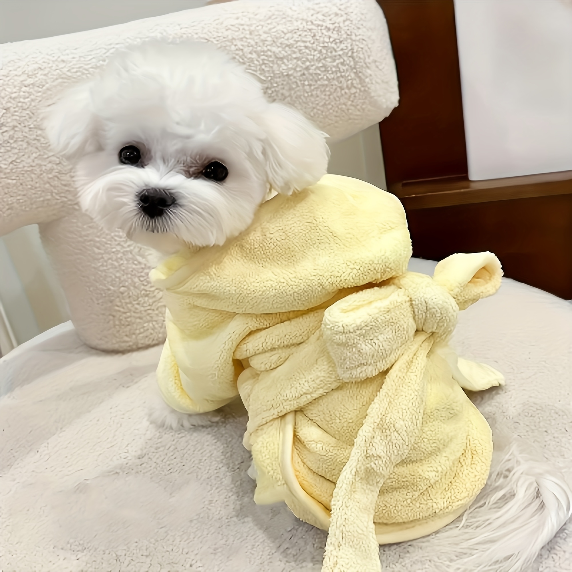 Ultra-Soft Quick-Dry Pet Bathrobe for Small & Medium Dogs & Cats - All-Season Lightweight Design with Safety Closure, Easy-Button Entryway, Machine Washable, Cozy Fleece-Lined for Warmth, Pet Washrobe, Cozy Fleece Lining - Image 2