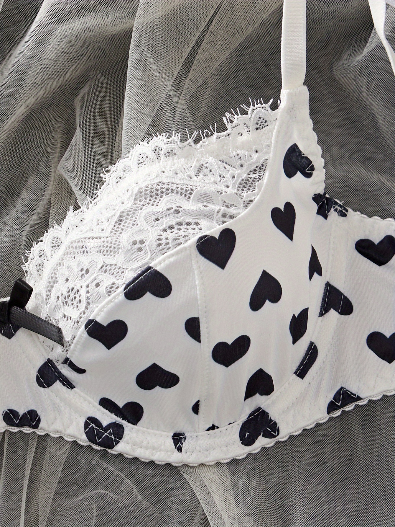 • Women's Bra Set with Heart Print and Lace Trim • Comfortable and Close-Fitting Everyday Underwear • Valentine's Day Special Collection • Elegant Style with Contrast Lace Detail • Everyday Underwear | Elegant Bra Set | Comfortable Fit - Image 10