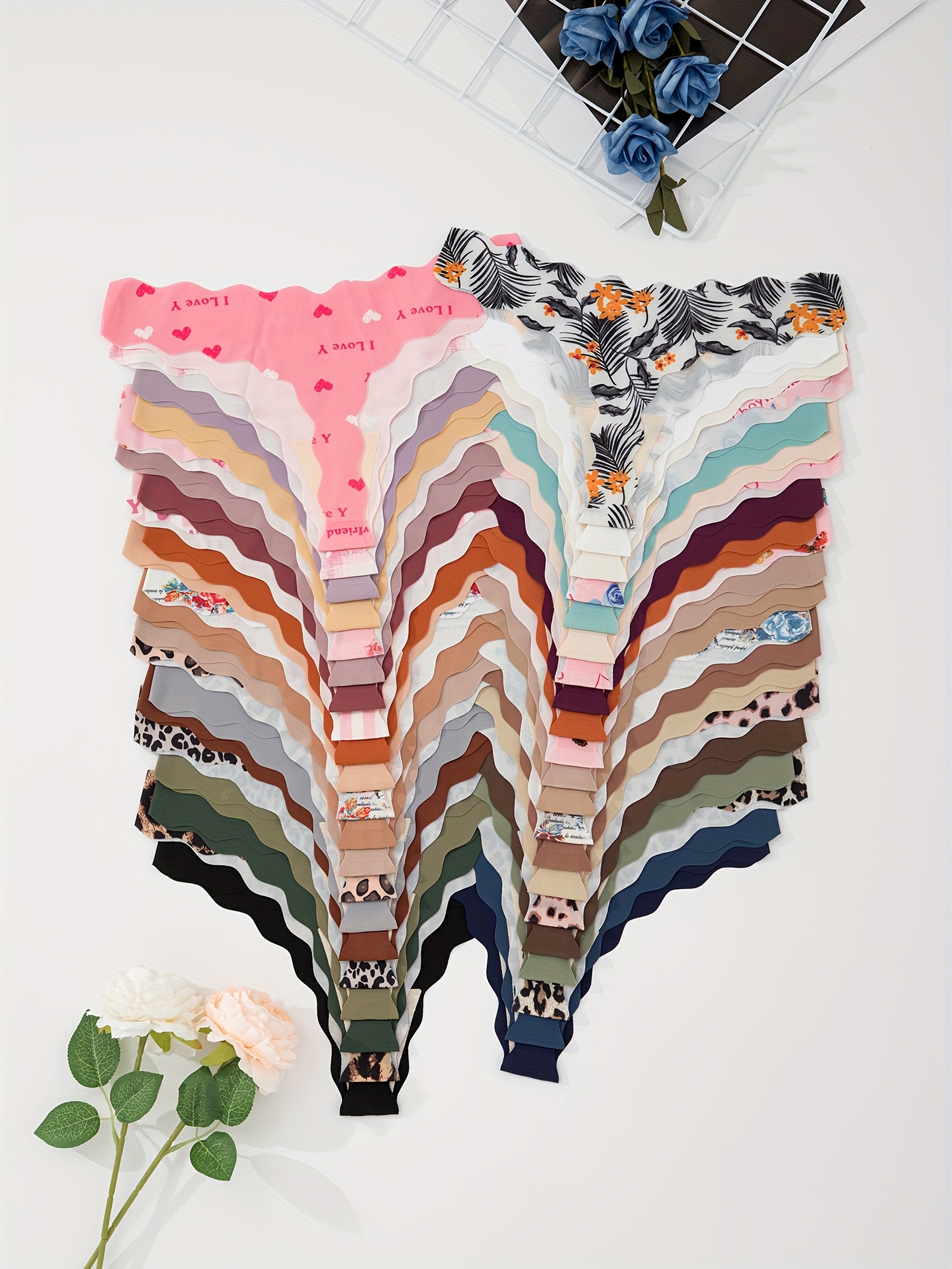 Random 7-pack seamless leopard-print leaves and flowers love printing solid color simple underwear solid color low waist seamless suit soft, comfortable, breathable and quick-drying thong suit. - Image 3