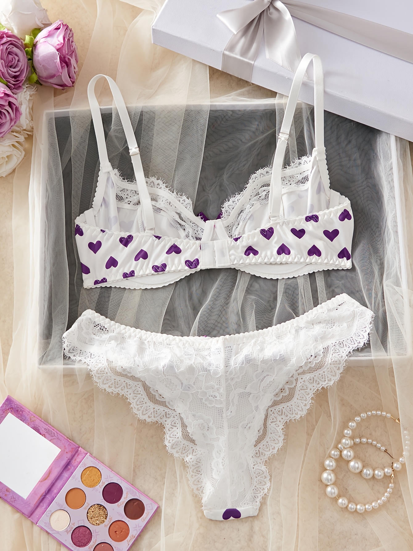 • Women's Bra Set with Heart Print and Lace Trim • Comfortable and Close-Fitting Everyday Underwear • Valentine's Day Special Collection • Elegant Style with Contrast Lace Detail • Everyday Underwear | Elegant Bra Set | Comfortable Fit - Image 6