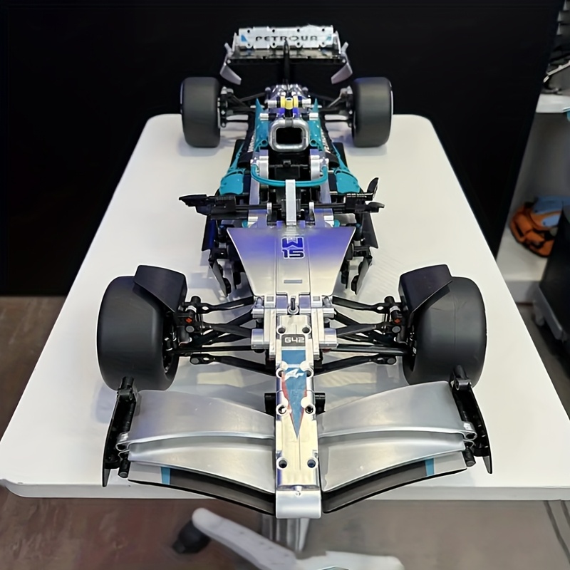 2025 New Edition 2182pcs racing building block set, 1:8 scale adult collectible set, real detail construction and display model, suitable for home or office decoration, high-quality ABS material, suitable for Christmas, Halloween, Valentine's Day - Image 2