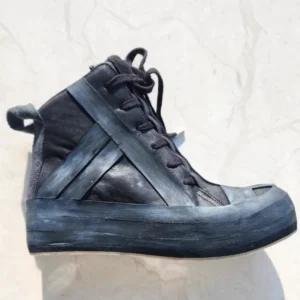 Designer Gothic Men Handmade Genuine Leather Casual High Top Sneakers Hip Hop Thick Bottom Lace Up Vintage Cargo Short Boots