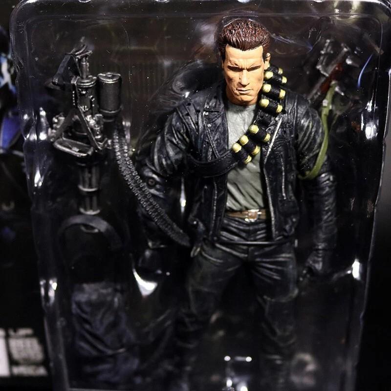 Terminator Policeman Action Figure | Classic Reimagined Unleash The Hardcore Charm Of The Future - Image 3