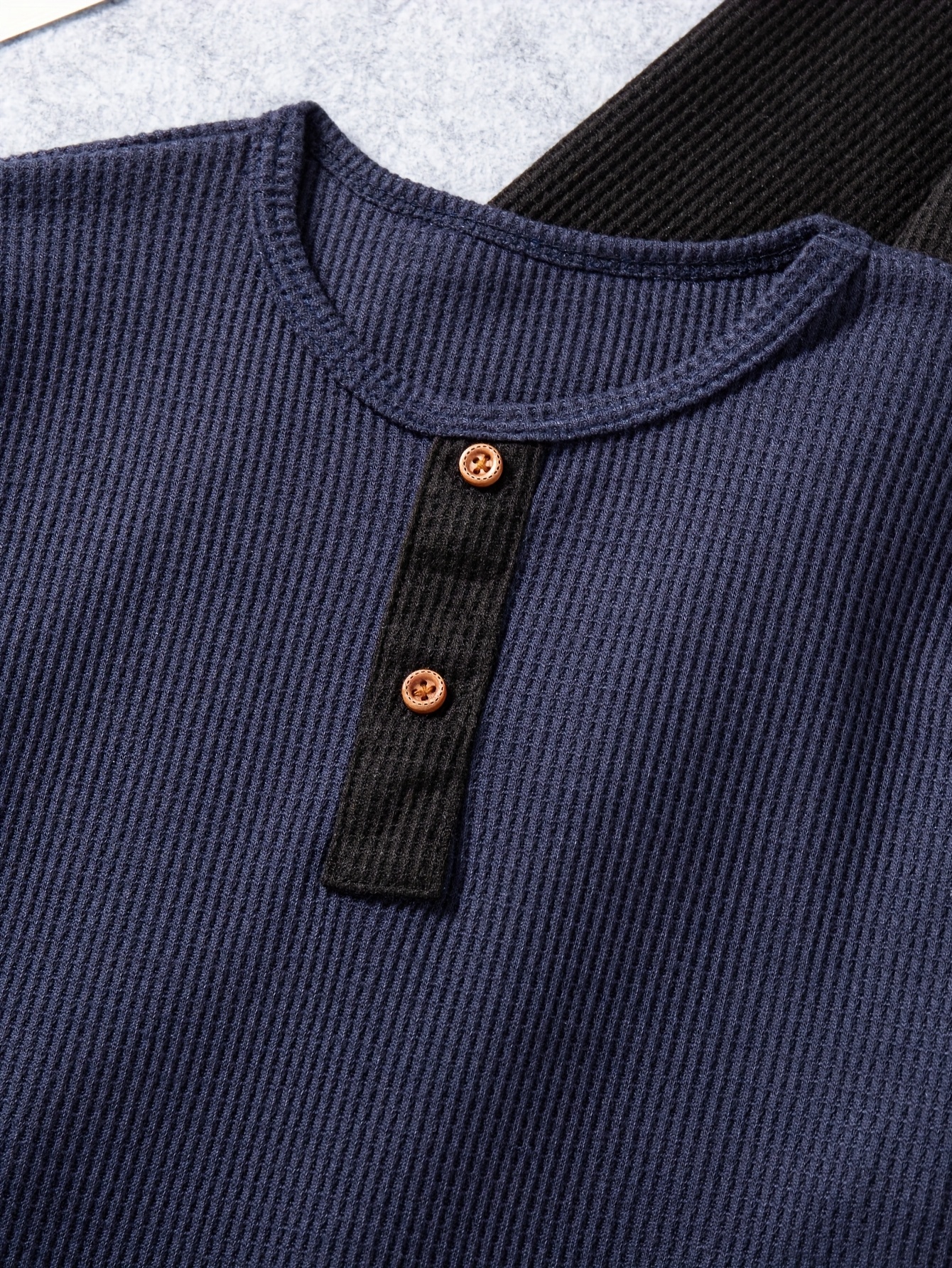 3pcs boys' solid color knitted plaid soft and comfortable long sleeved round neck top, boys' fashionable contrasting color placket button decoration long sleeved pullover - casual round neck, soft polyester blend, suitable for spring and autumn - Image 5