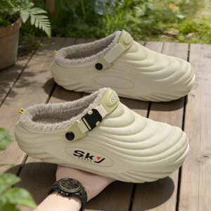 Winter Slippers with Thick Sole - Warm /Outdoor Footwear, Anti-Slip Windproof Booties, Cute House for Cold Floors, Cozy for home Use