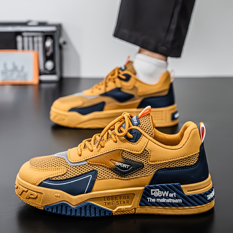 1 pair of Men's casual sports shoes, comfortable and fashionable on the feet, suitable for all seasons, suitable for outdoor travel, walking, and sports - Image 3