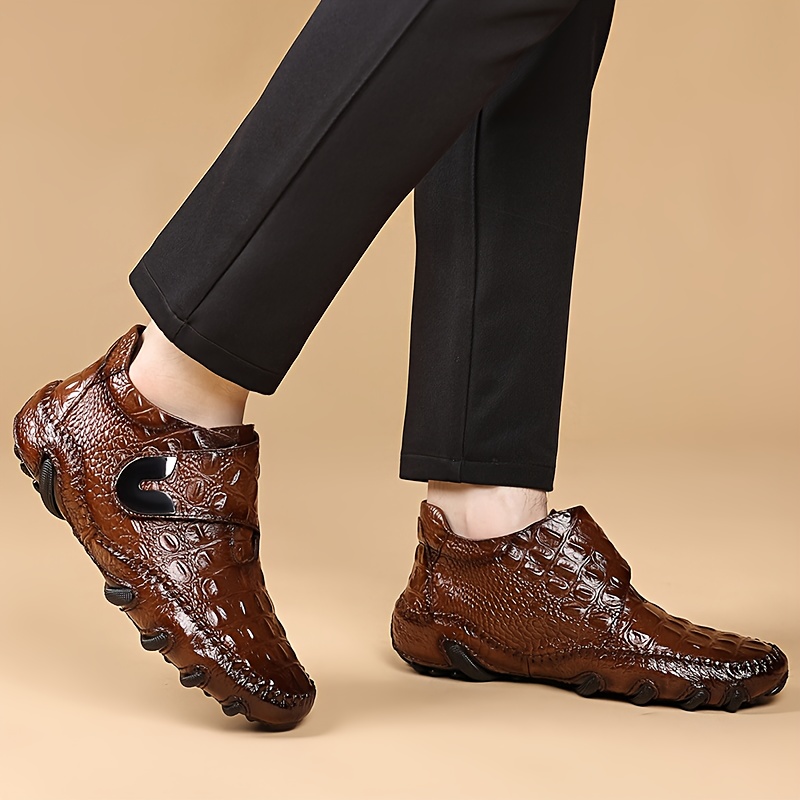 Top-grain 2025 Autumn/winter New Fashion Business Casual High-top Shoes, Featuring a Top-grain Upper and Slip-resistant, Wear-resistant Rubber Sole. The Buckle Design Allows for Easy On-and-off Wear, Suitable for Daily Casual Use, Business Banquets - Image 11