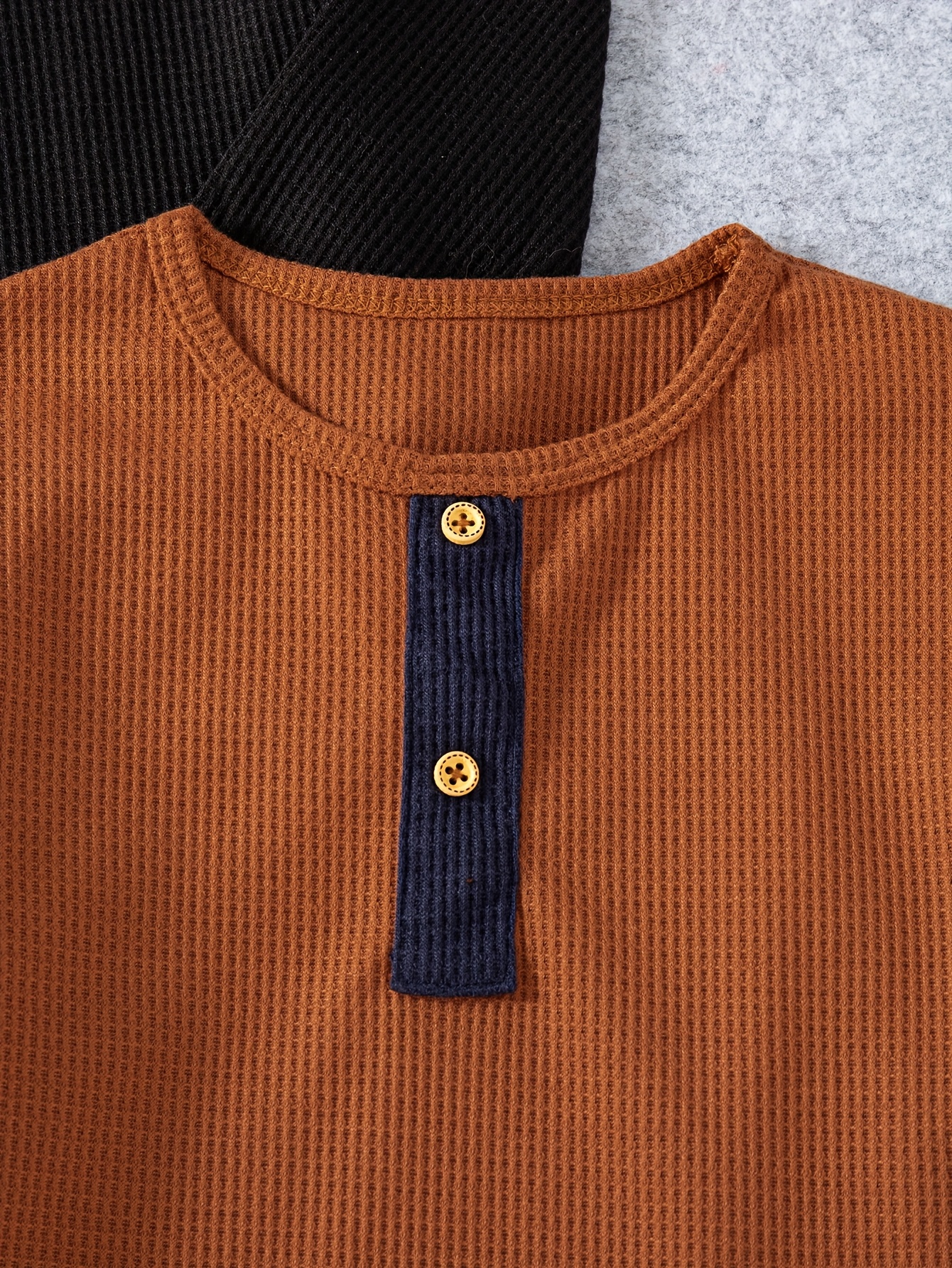 3pcs boys' solid color knitted plaid soft and comfortable long sleeved round neck top, boys' fashionable contrasting color placket button decoration long sleeved pullover - casual round neck, soft polyester blend, suitable for spring and autumn - Image 6