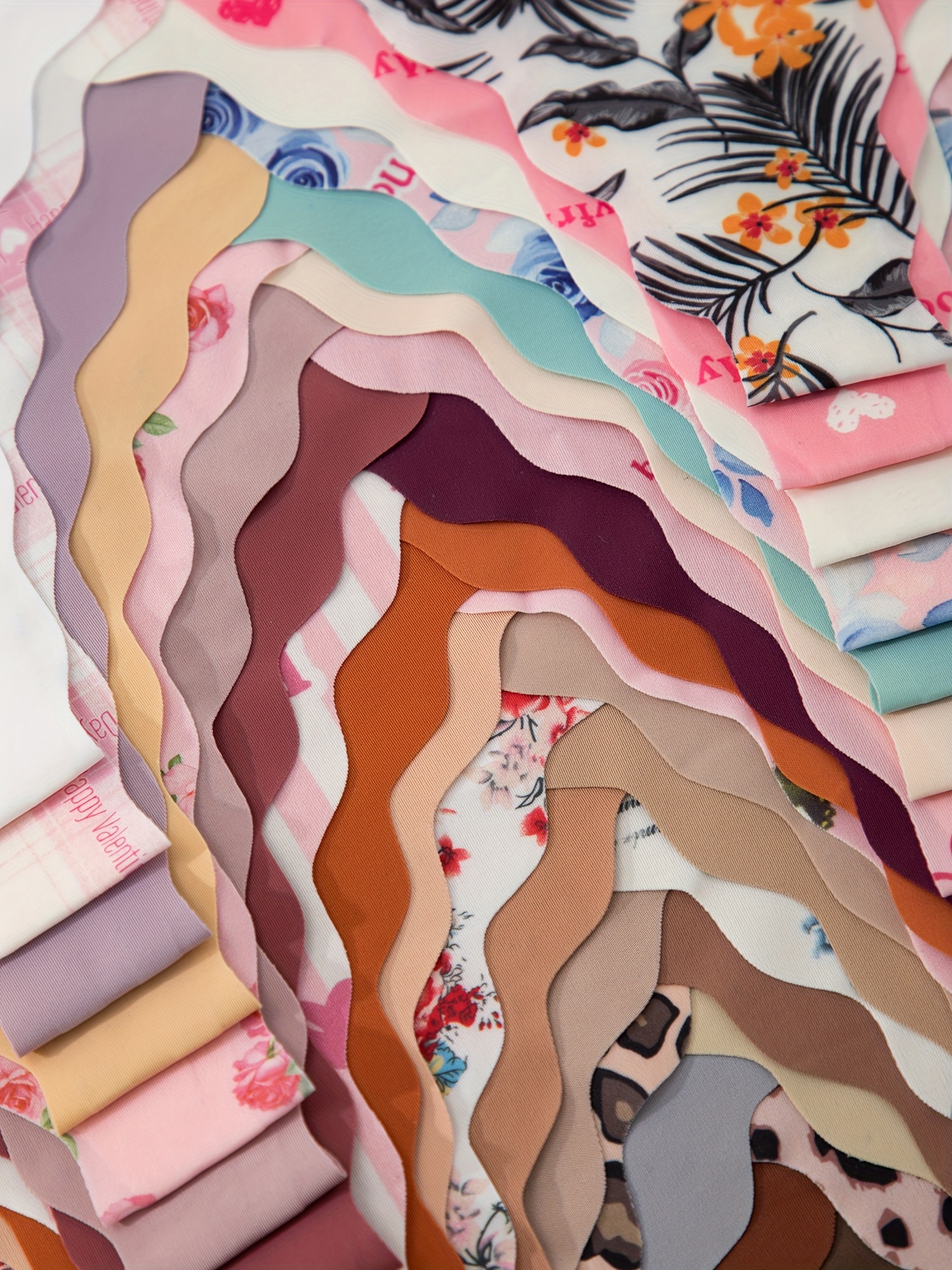 Random 7-pack seamless leopard-print leaves and flowers love printing solid color simple underwear solid color low waist seamless suit soft, comfortable, breathable and quick-drying thong suit. - Image 5