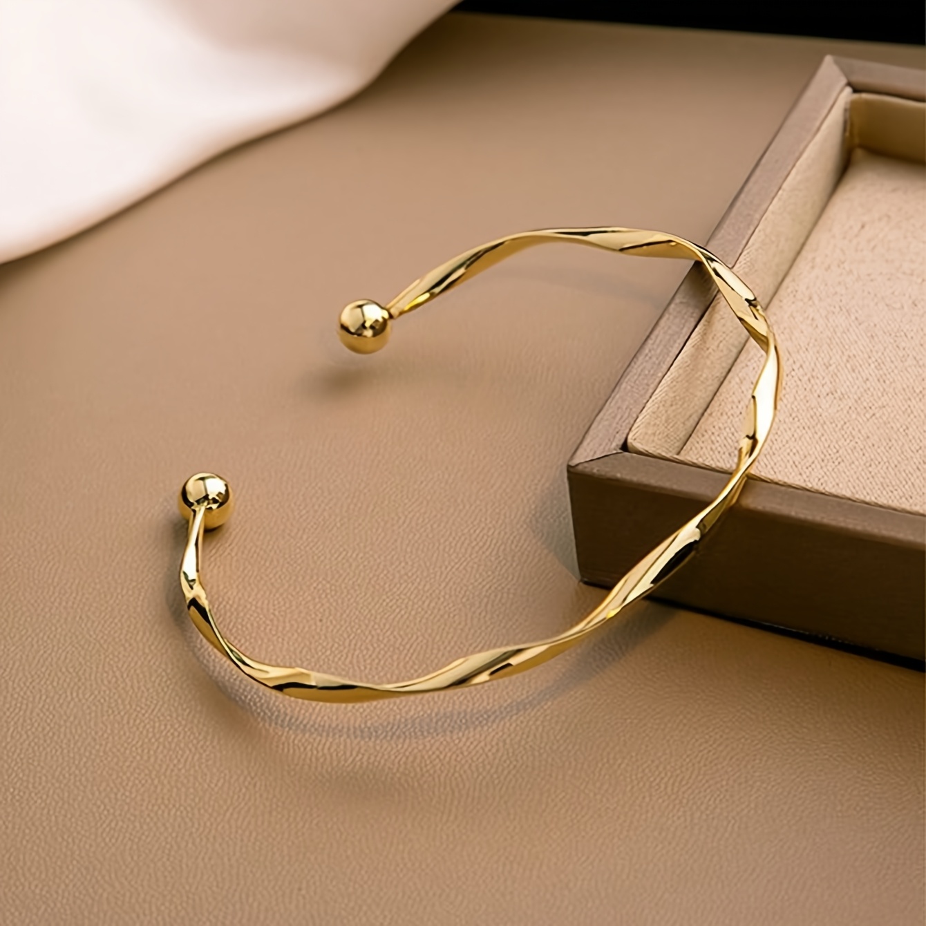 1 Möbius Loop Bracelet for Women and Couples, Round Open Adjustable Bangle, Fashionable Hong Kong Style - Image 7