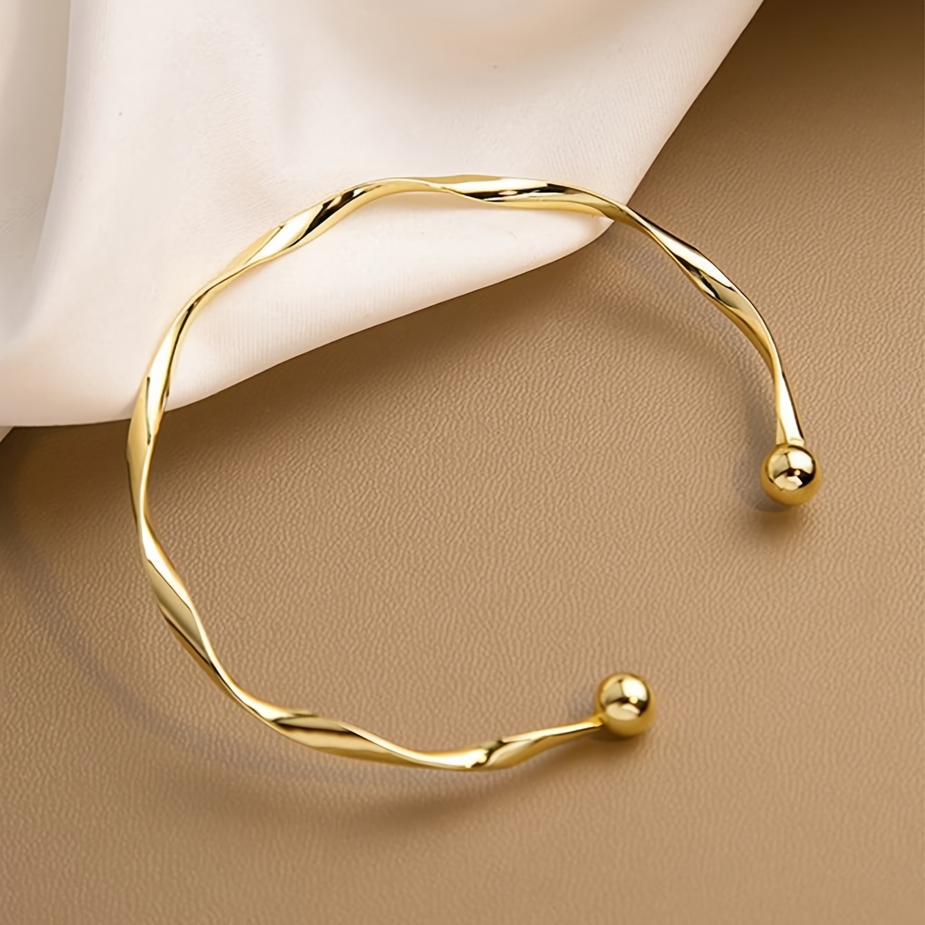 1 Möbius Loop Bracelet for Women and Couples, Round Open Adjustable Bangle, Fashionable Hong Kong Style - Image 2