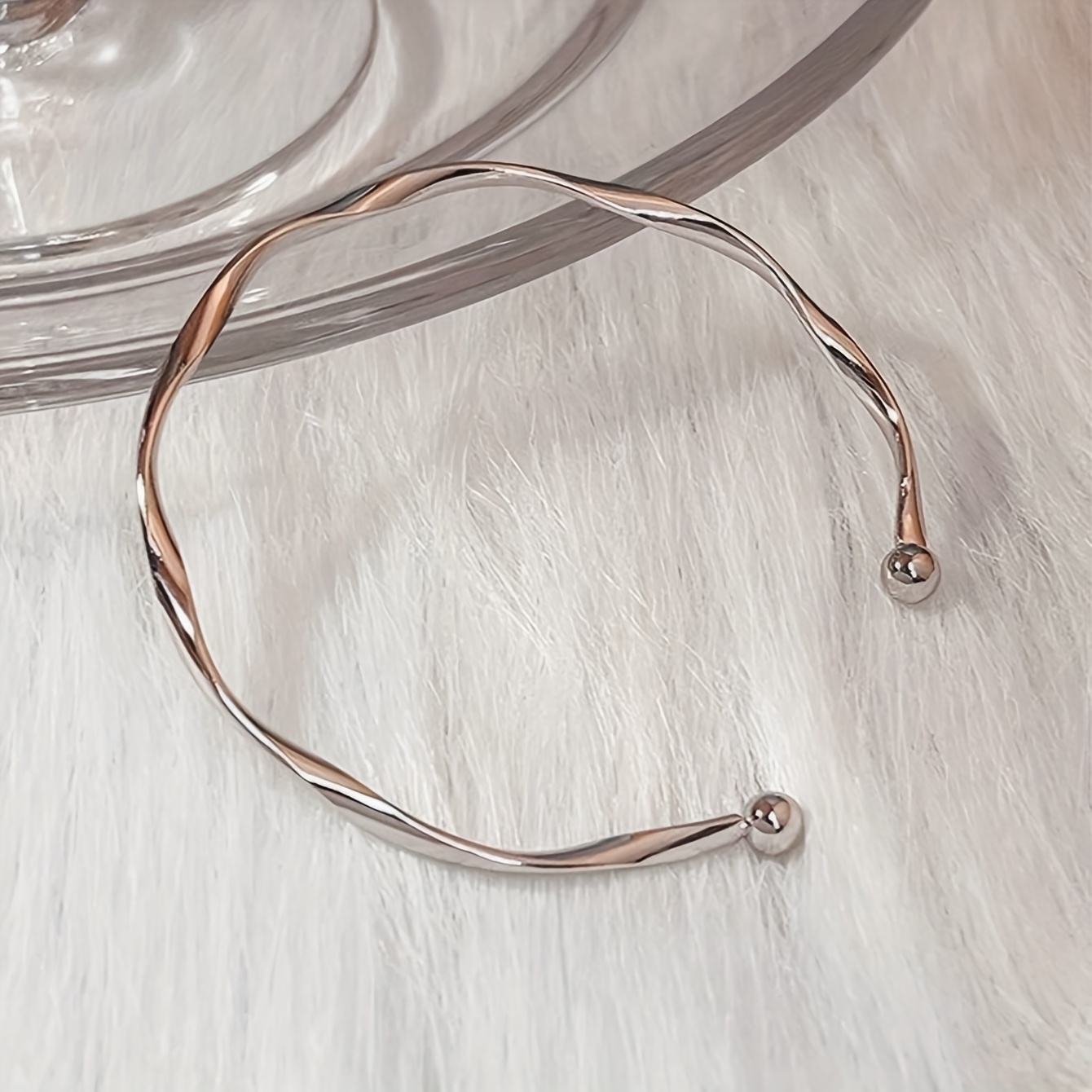 1 Möbius Loop Bracelet for Women and Couples, Round Open Adjustable Bangle, Fashionable Hong Kong Style - Image 4