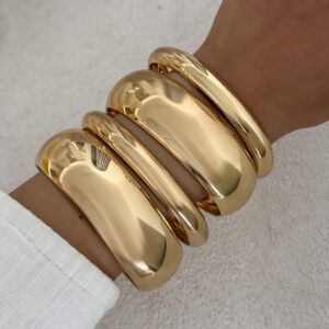 Set of 4 Festive Bangles Featuring a Chic Minimalist Design, Round Chunky Cuff Bracelets for Women, Stylish Vintage Wide Wrist Cuffs, Stackable Statement Bangles, Perfect Fashion Jewelry Gifts.