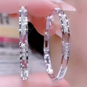1 Pair Women's Elegant Vintage Hoop Earrings - Large CZ Studs, Everyday & Special Occasion Jewelry, Valentine's Gift for Women, Anniversary Birthday Present - Affordable Luxury -Like Sparkle, Cute Earrings, Versatile Jewelry, Sophisticated Style, Cubic Synthetic Zirconia Studs, Polished Finish, Classic Hoops, Durable Studs, Statement Jewelry, Women's Fashion