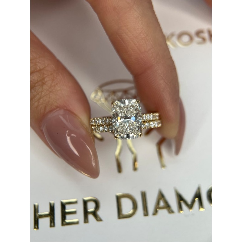 3.5 Carat Lab-Created E Color VVS2 Clarity Lab-created Diamond Engagement Ring…