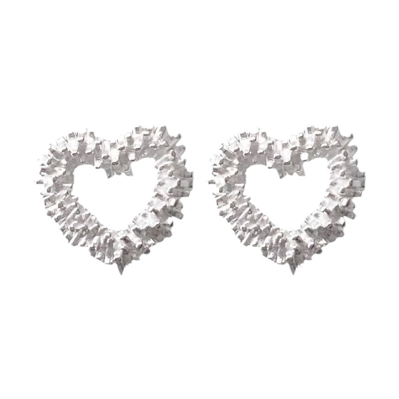 Women's Korean/Japanese Cute Heart Earrings - Minimalist Small Heart Studs, for Daily Wear & Party Jewelry, Valentine's Day Gift, Year-Round Elegant (No Plating) - Image 6