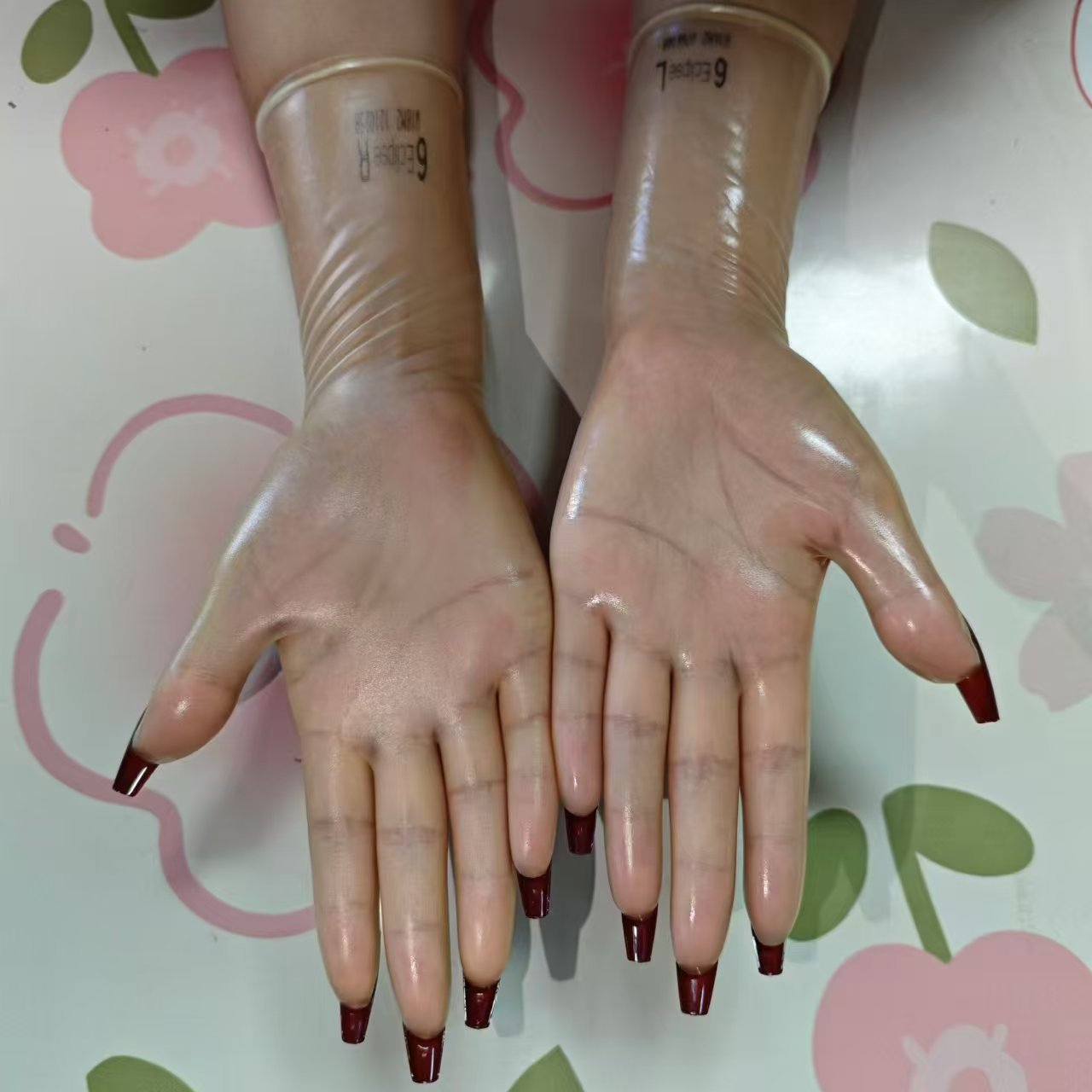 Malaysia natural latex one-time molding Zentai men to female clothing accessories sexy ultra-thin transparent high elasticity Kigurumi latex gloves with nail service - Image 7