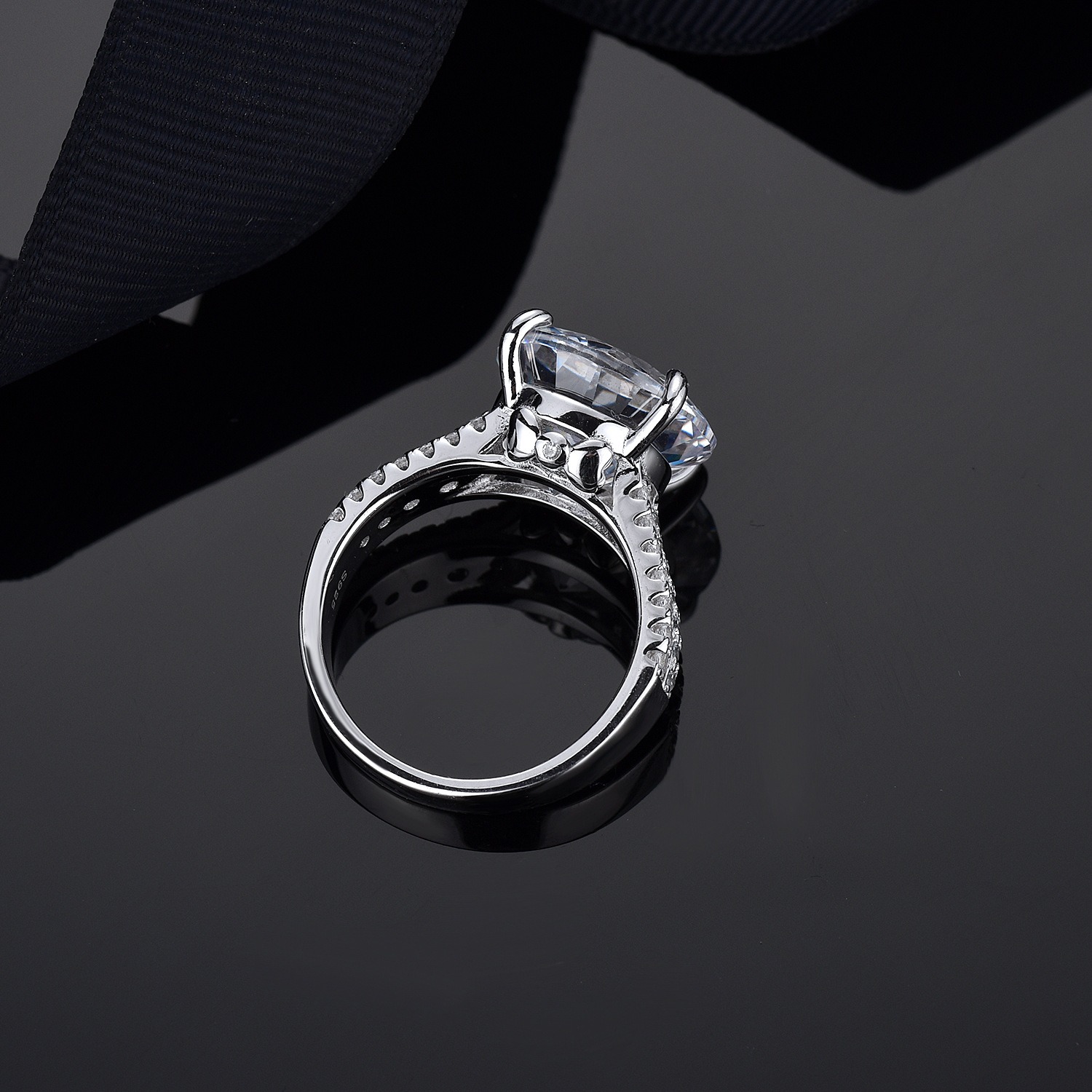 Luxury Elegant 10ct Moissanite Ring for Women 925 Sterling Silver Engagement Wedding Band, Music Festival/ Banquet Jewelry All Season Versatile Gift, Banquet Accessory, Sophisticated Band, Chic Accessory, Highquality Gemstone, Durable - Image 6