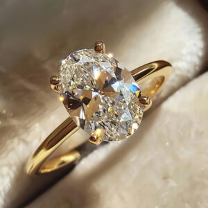 Elegant Oval Synthetic Zirconia Copper Ring for Women - Golden-Plated, 1pc, Sparkling Center Stone, Perfect for Engagement or Party