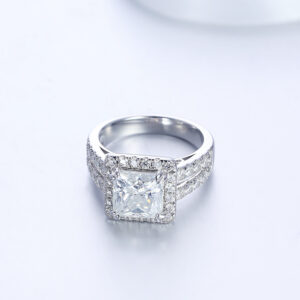 A High-End Light Luxury Ring Made of S925 Sterling Silver, Featuring a Princess Square Design And Moissanite, Intended for Women And Suitable for Trade
