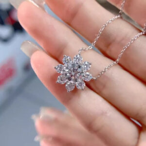 1pc 1-1.05ct 925 Silver Sunflower Laboratory-created Gemstone Pendant Necklace | D Color and VS Clarity, 18K Golden Plated, Boho and Elegant Style, Ideal for Valentine'S Day, Wedding, and Party Occasions