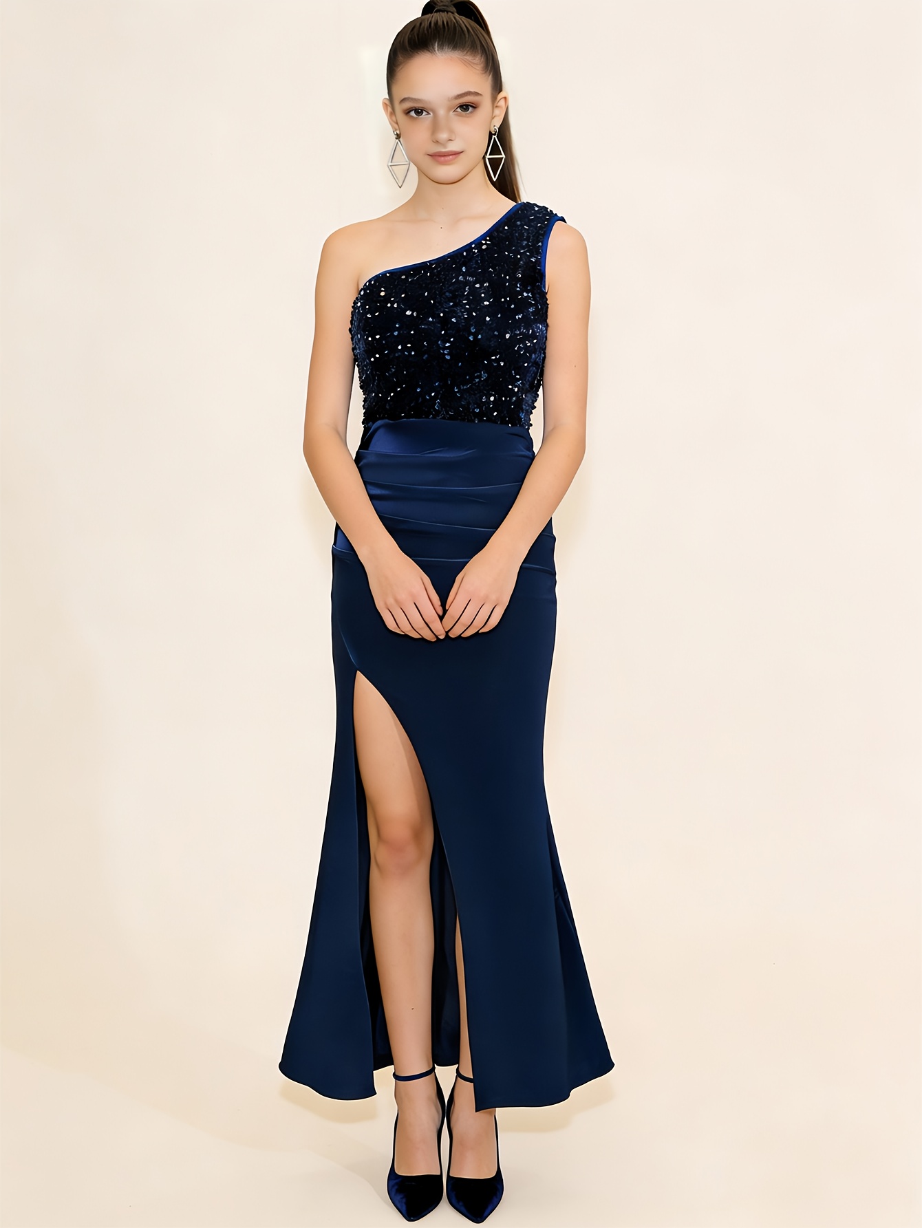 A Chic And Glamorous Dress for Young, Featuring a Single Shoulder And a High Slit That Flatters The Figure, Perfect for Teenager Ceremony Hosts., for Teenager, For Teenager - Image 6