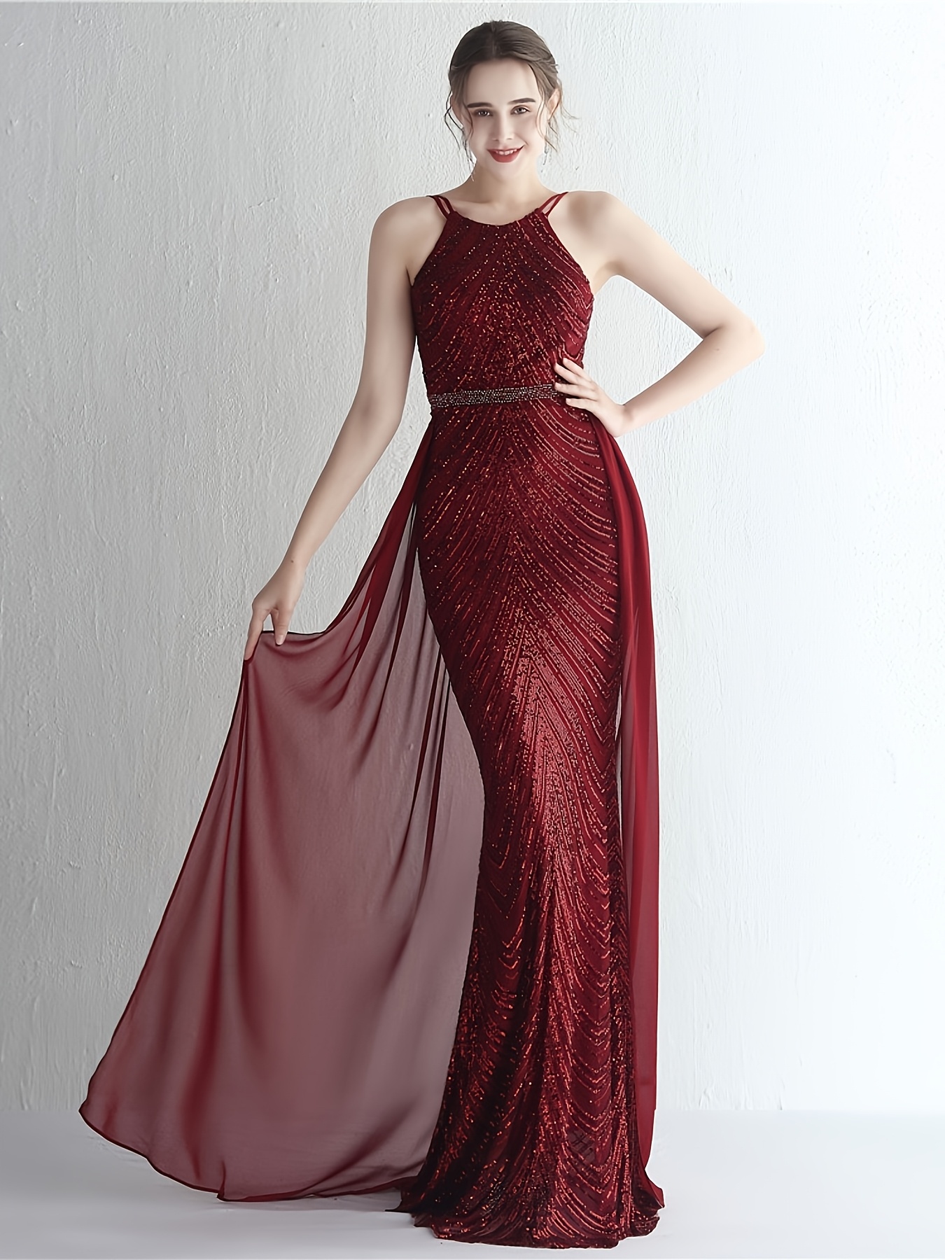 Tan-Colored Women'S Evening Dress, 2026 Spring/Summer Collection, Exquisite And Sexy Hot Style, Paired with Spaghetti Strap Design, Mermaid Tail Embellished Dress, Very Suitable for Parties And Carnival Dressing