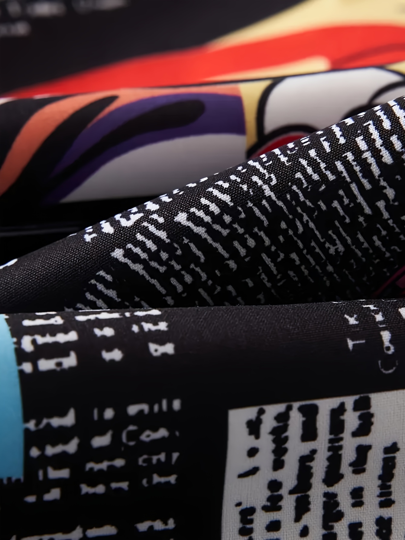 This Is a Sweet And Casual Autumn Outfit for Girls, Featuring Cartoon Prints And Fitted Long Sleeves with Pockets, Not Including Bags Or Other Additions. It Is Suitable for School Uniforms And Teen Girls' Clothing - Image 6