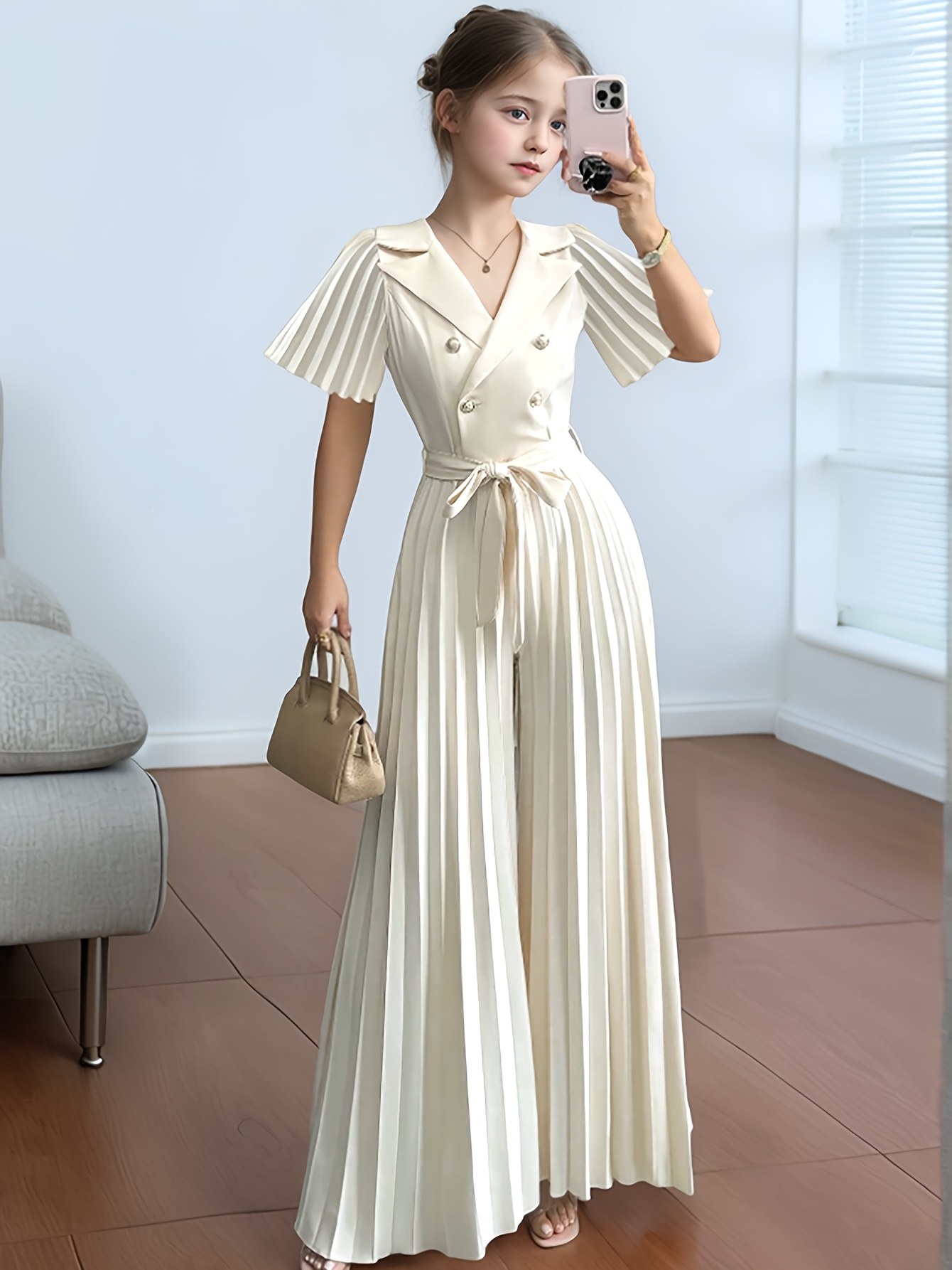 Spring/Summer Girls' Fashionable New Style: Cute, Elegant, Artistic, and Gentle Design. Versatile and Stylish Solid-Color Button-Decorated Lapel with Ruffled Sleeves and Pleated Romper. Includes a Matching Belt. Suitable for Spring Outings - Image 6