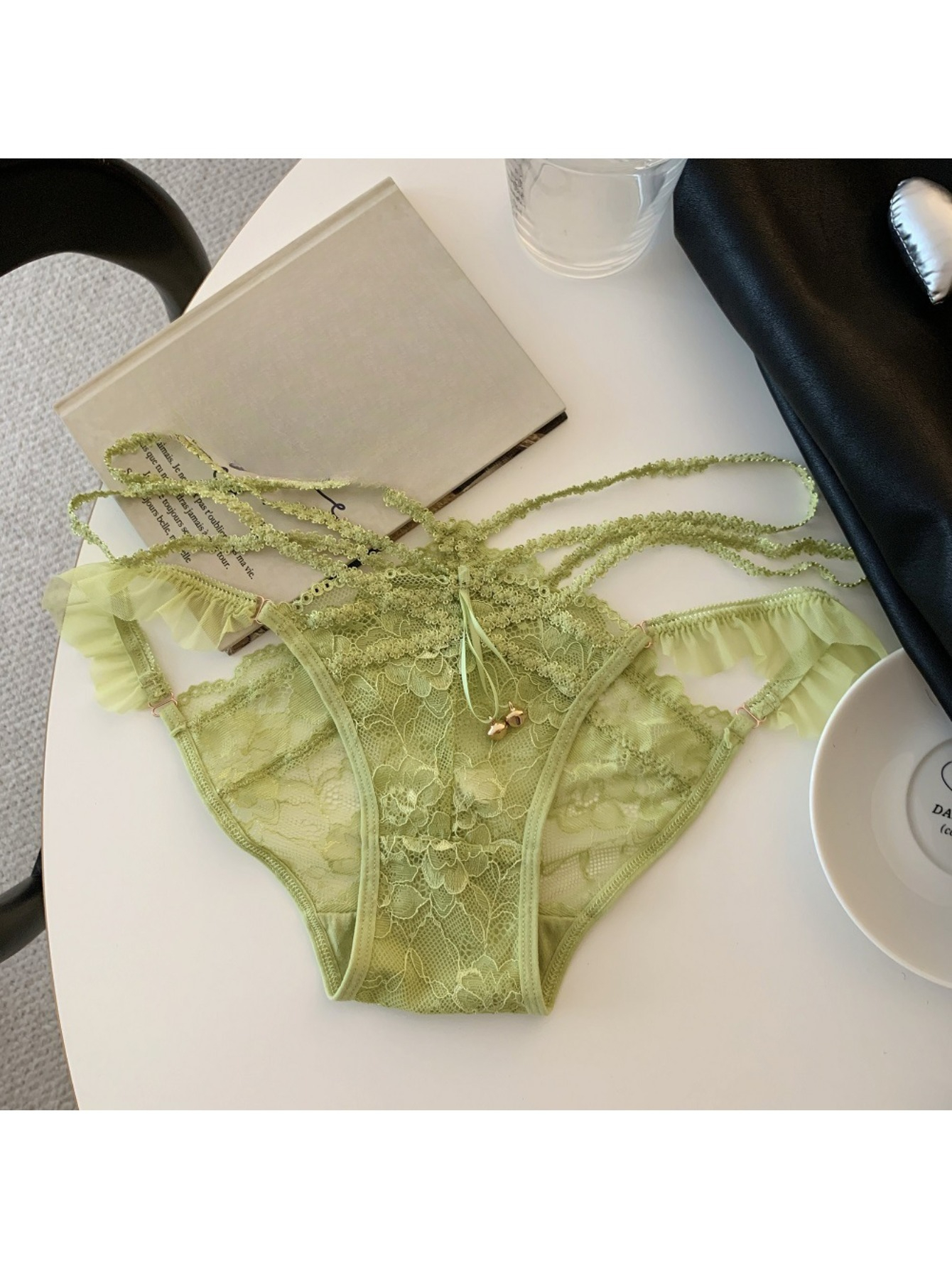 4pcs Women' Low-Rise Lace Underwear - Sheer Hollow-Out Briefs with Bell Strap, Semi- Solid Color Panties Suitable for &, Elegant Lingerie for Casual Attire or Special Occasions - Image 7