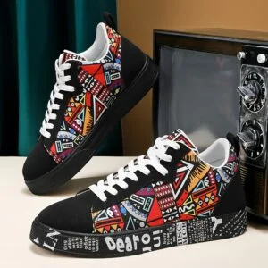 [Men's Sneakers | Fashion] Men's Sneakers | Fashion Low-Top Skate Shoes - Breathable Fabric, Graffiti Design, Colorful Geometric Patterns, Red Upper, Casual and Comfortable, Suitable for All Seasons, Gym, Training, and Daily Wear